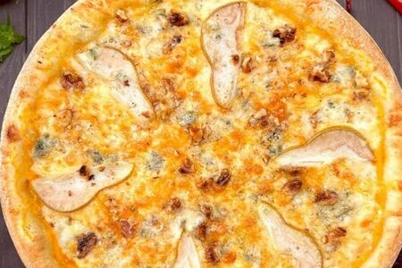 Пицца с тыквенным соусом 