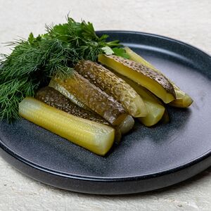 Огурцы соленые