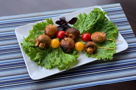 Шампиньоны на мангале