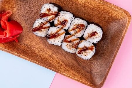 Маки-ролл с угрем