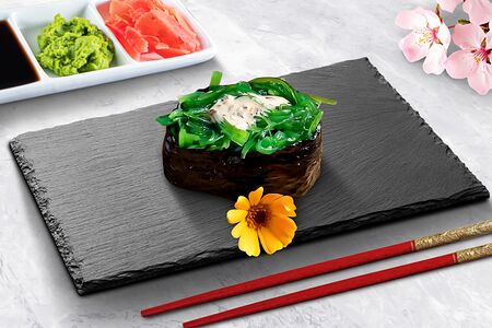 Нигири с чукой