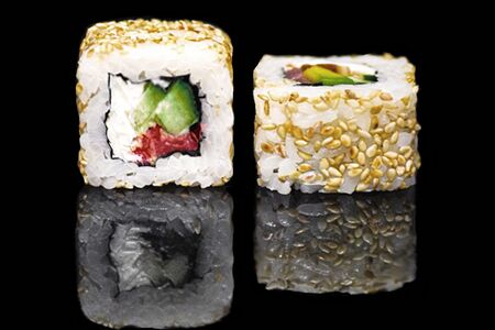 Угорь в кунжуте