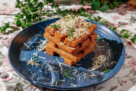 Гренки с сыром