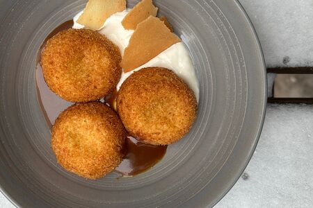 Сырники-бомбочки манго