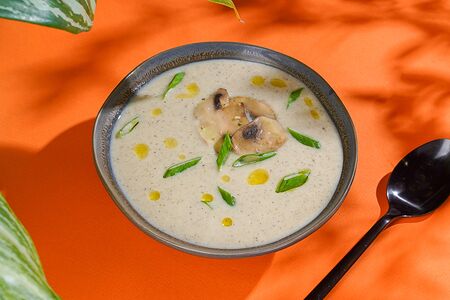 Грибной суп с трюфелем