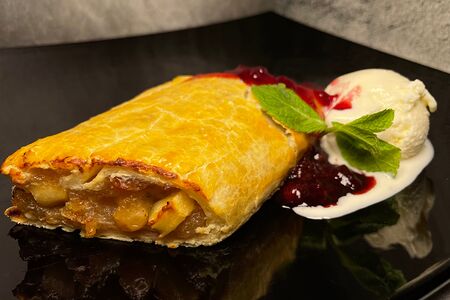 Штрудель яблочный