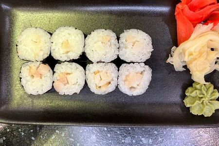 Классический ролл Эсколар