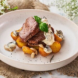 Телятина со сморчками