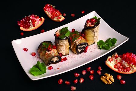 Баклажаны с орехами