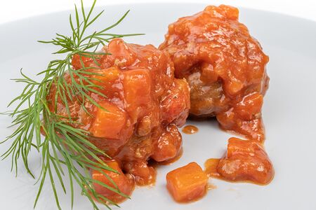 Тефтели из говядины в томатном соусе