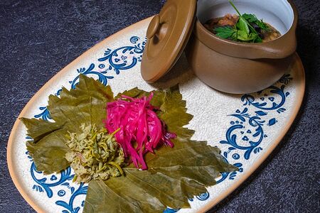 Лобио с домашними соленьями