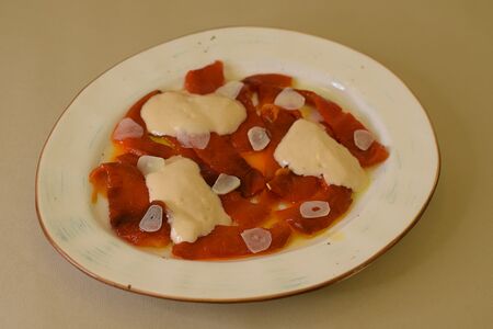 Печёный перец с соусом тоннато