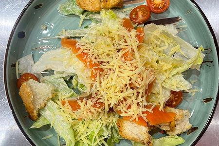 Цезарь с форелью