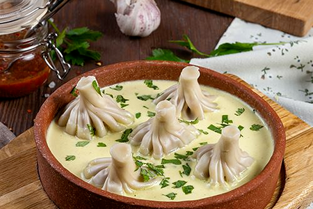 Хинкали в сливочном соусе