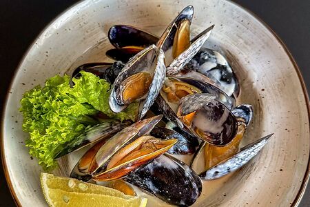 Мидии в соусе блю чиз