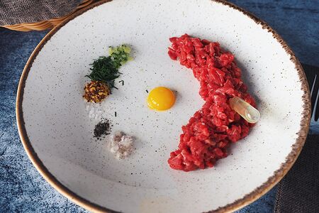 Тартар из мраморной говядины
