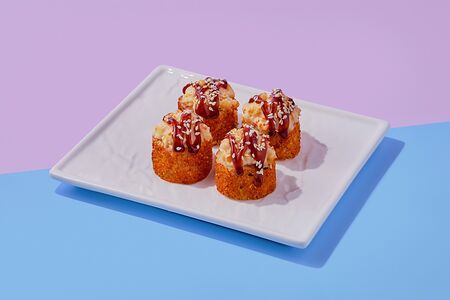 Запеченный Шичими-ролл с креветкой 1/2