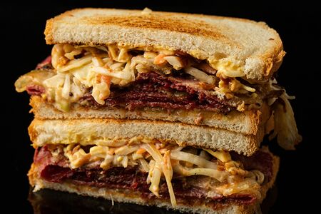 Сэндвич с пастрами