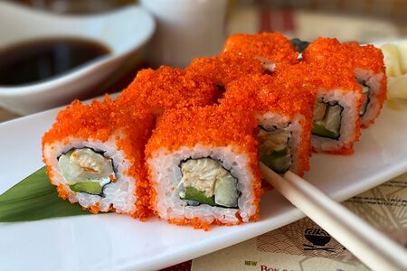 Ролл Калифорния с угрём