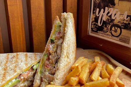 Клаб-сэндвич с курицей