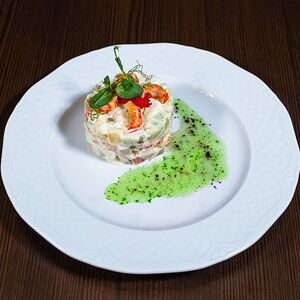 Оливье с лососем