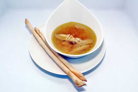 Куриный суп с лапшой