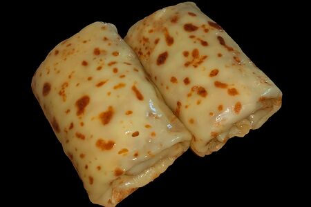 Блины с ветчиной и сыром моцарелла