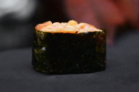 Спайси суши Лосось