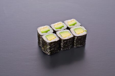 Ролл Авокадо