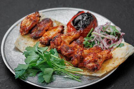 Куриные крылышки на гриле