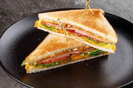 Сэндвич с ветчиной и сыром