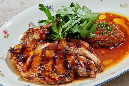 Цыпленок с огня, баклажанная икра