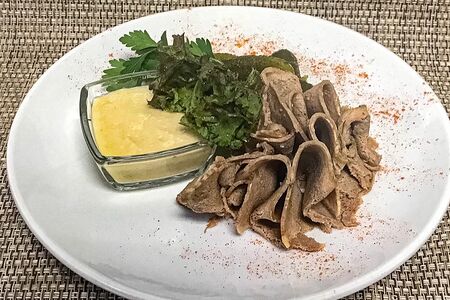 Язык отварной