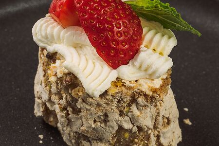 Меренговый рулет