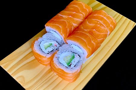 Ролл Филадельфия с крабом