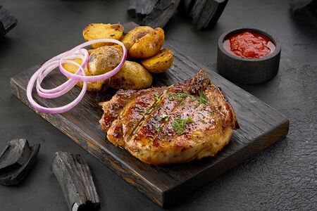 Стейк из свинины