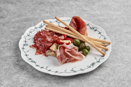 Антипасти мясной гастроном