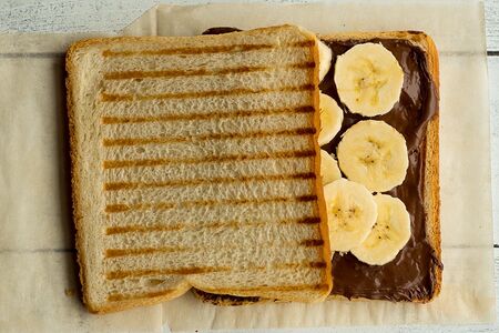 Сэндвич с бананом и нутеллой