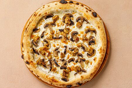 Пицца Грибная с трюфельным соусом