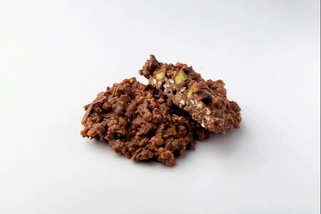 Рокс молочный шоколад с фисташкой