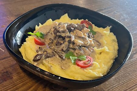 Бефстроганов