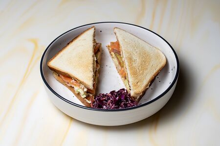 Сэндвич с лососем