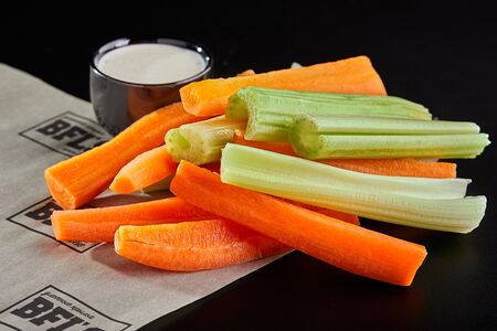 Сельдерей и морковь