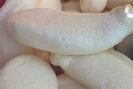 Бананы с шоколадной начинкой