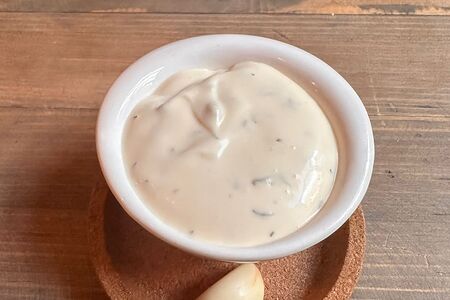 Сметана чесночная