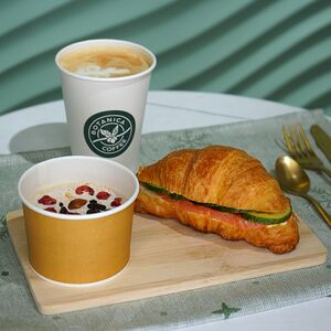 Комбо M Круассан с рыбой, каша и напиток