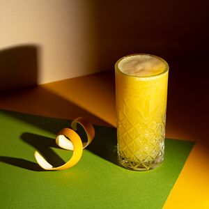 Сок свежевыжатый апельсиновый