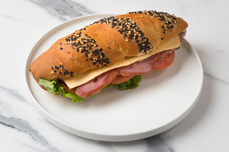 Багет с пастрами