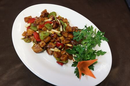 Утка Гунбао