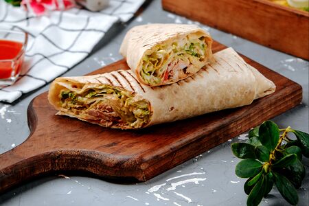 Шаурма с курицей большая